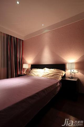中式风格三居室130平米卧室床效果图
