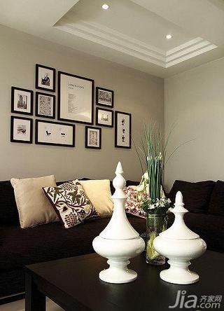美式风格三居室130平米照片墙沙发效果图