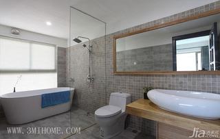 三米设计混搭风格大户型主卫浴缸图片