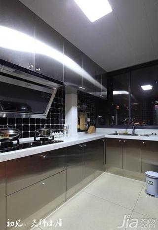 混搭风格三居室120平米厨房吊顶橱柜设计
