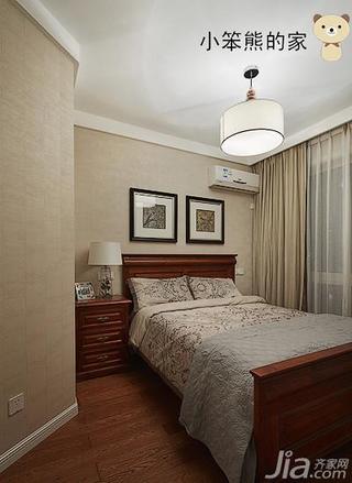美式风格三居室130平米卧室床效果图