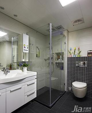 美式乡村风格三居室130平米卫生间吊顶淋浴房效果图