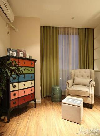 美式风格三居室富裕型卧室地板图片