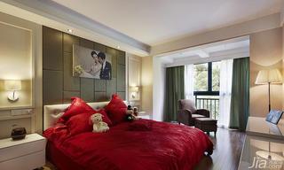 美式风格三居室红色130平米卧室效果图