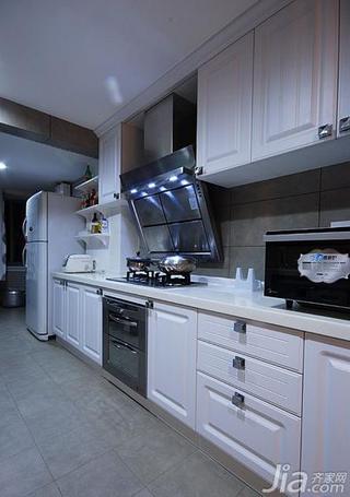 混搭风格三居室白色140平米以上厨房橱柜定制
