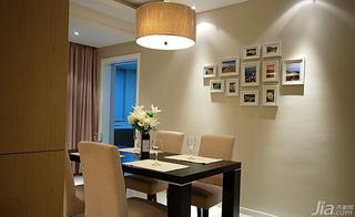 现代简约风格三居室130平米餐厅照片墙餐桌图片