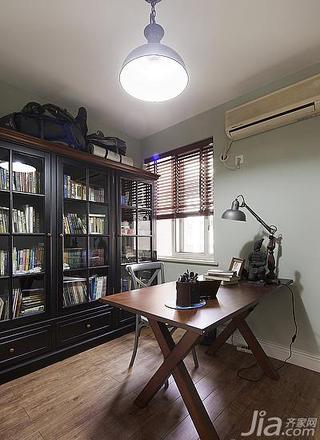 美式风格三居室90平米书房书柜效果图