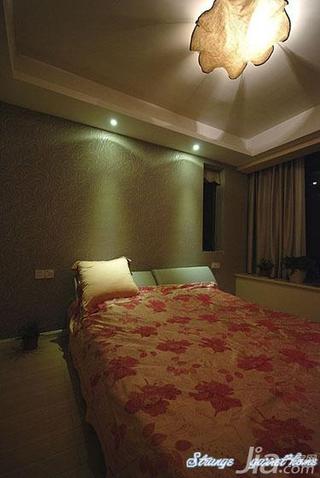 现代简约风格二居室90平米卧室壁纸图片