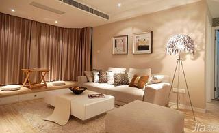 现代简约风格二居室15-20万客厅地台沙发图片