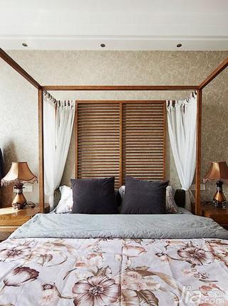 东南亚风格复式140平米以上卧室实木床效果图