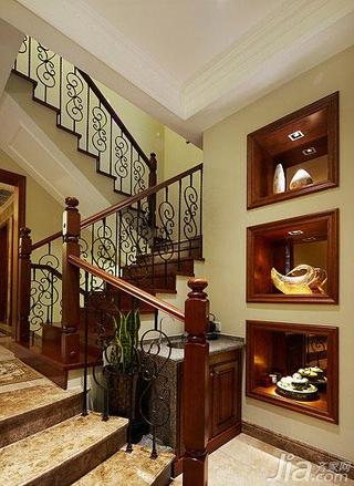 美式风格别墅140平米以上楼梯装修效果图
