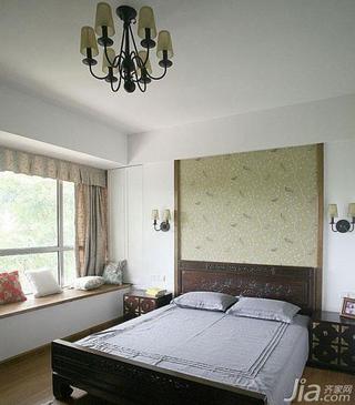 中式风格三居室富裕型卧室飘窗床效果图