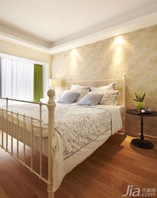 美式风格富裕型140平米以上卧室卧室背景墙铁艺床效果图