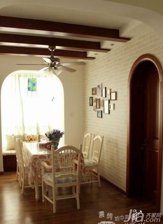 地中海风格三居室110平米餐厅照片墙餐桌图片