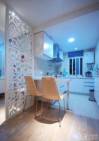 现代简约风格二居室70平米厨房隔断设计