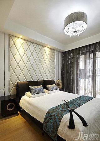 现代简约风格二居室富裕型床头软包灯具效果图