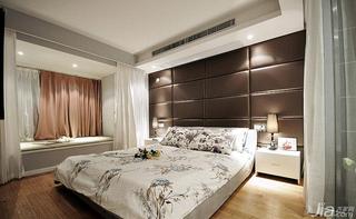 新中式风格三居室富裕型卧室飘窗装修图片