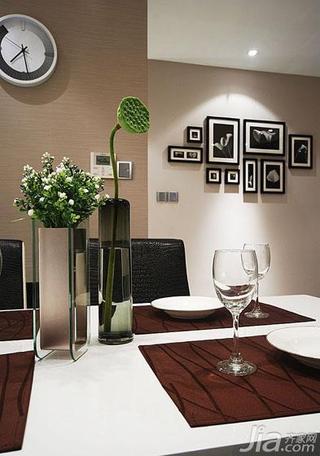 现代简约风格二居室唯美100平米照片墙餐桌图片