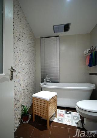 现代简约风格20万以上120平米卫生间背景墙浴缸图片