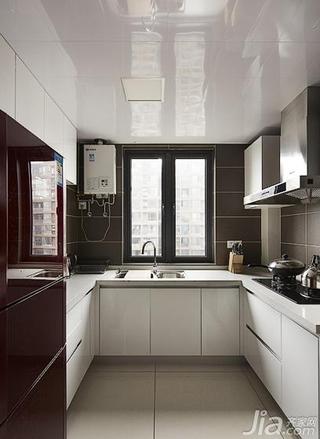 现代简约风格三居室白色130平米厨房橱柜设计图