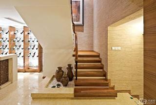 东南亚风格别墅豪华型楼梯装修效果图