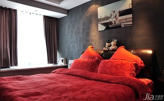 混搭风格二居室红色15-20万卧室卧室背景墙婚房家装图