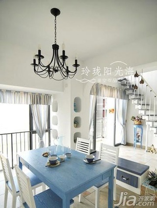 地中海风格四房15-20万100平米客厅餐桌新房家装图片