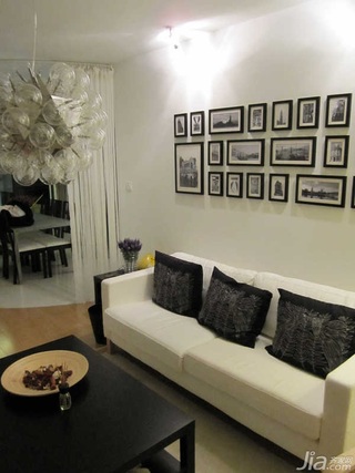 日式风格二居室10-15万70平米客厅照片墙沙发新房设计图纸