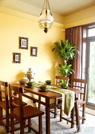 东南亚风格复式豪华型餐厅餐桌新房家装图片