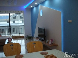 简约风格二居室5-10万70平米餐厅电视背景墙餐桌图片