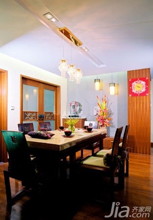 中式风格二居室5-10万80平米餐厅餐桌效果图