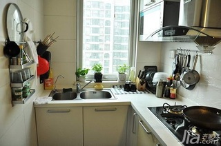 日式风格一居室3万以下60平米厨房橱柜新房家装图片