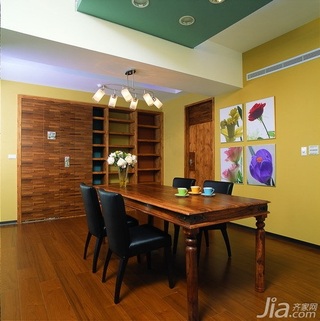 简约风格二居室简洁10-15万70平米餐厅餐桌新房家居图片