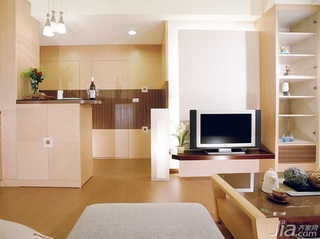 简约风格四房豪华型120平米客厅电视柜婚房设计图