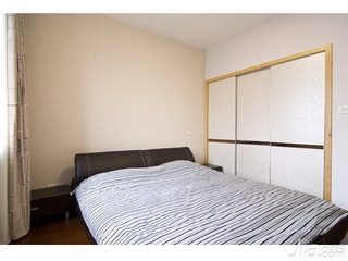 简约风格二居室5-10万90平米卧室床新房家装图