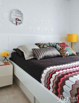 简约风格二居室3万以下70平米卧室床头柜图片