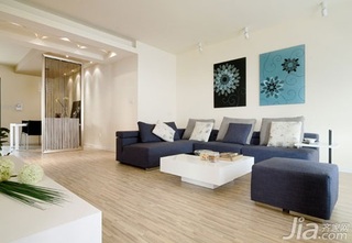 简约风格二居室5-10万70平米客厅沙发新房平面图