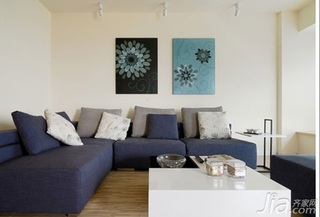 简约风格二居室5-10万70平米客厅沙发新房家装图
