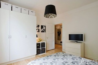 欧式风格小户型简洁黑白5-10万80平米卧室衣柜订做