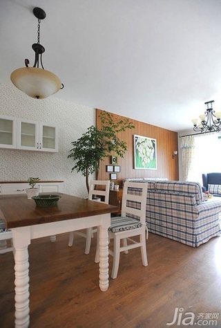 欧式风格二居室简洁格子豪华型80平米客厅沙发背景墙沙发新房设计图纸