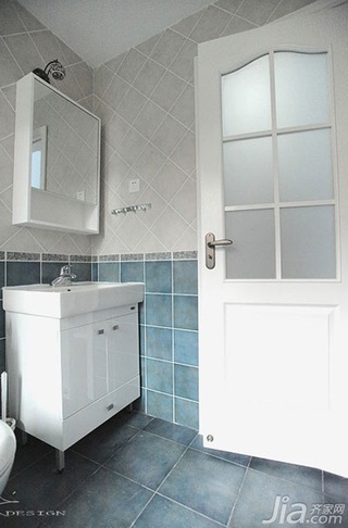 欧式风格二居室白色豪华型80平米背景墙洗手台新房设计图