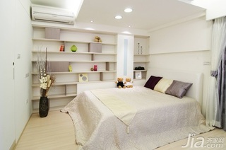 简约风格一居室简洁5-10万40平米卧室床效果图