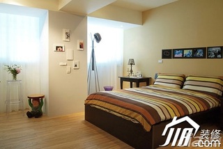 简约风格二居室富裕型110平米卧室床旧房改造设计图