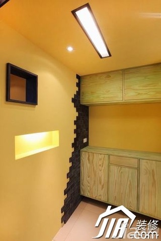 简约风格小户型原木色经济型背景墙橱柜设计