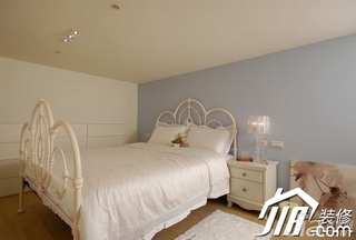 简约风格小户型富裕型80平米卧室背景墙床效果图