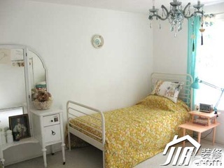 美式乡村风格小户型40平米卧室床图片
