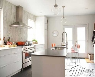 二居室简洁白色80平米厨房橱柜设计