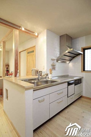 二居室简洁白色70平米厨房橱柜设计图纸