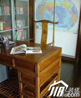 中式风格小户型古典书房书桌图片