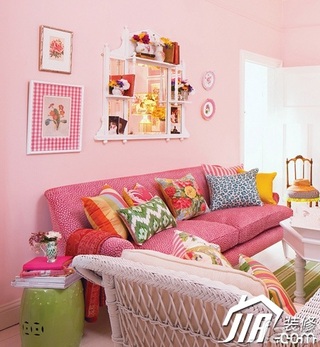混搭风格公寓梦幻粉色5-10万100平米客厅背景墙沙发图片